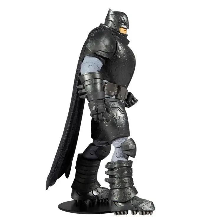 DCMultiverseBatmanTheDarkKnightReturnsArmoredBatmanActionFigure_6 - Big Boy Collectiblez