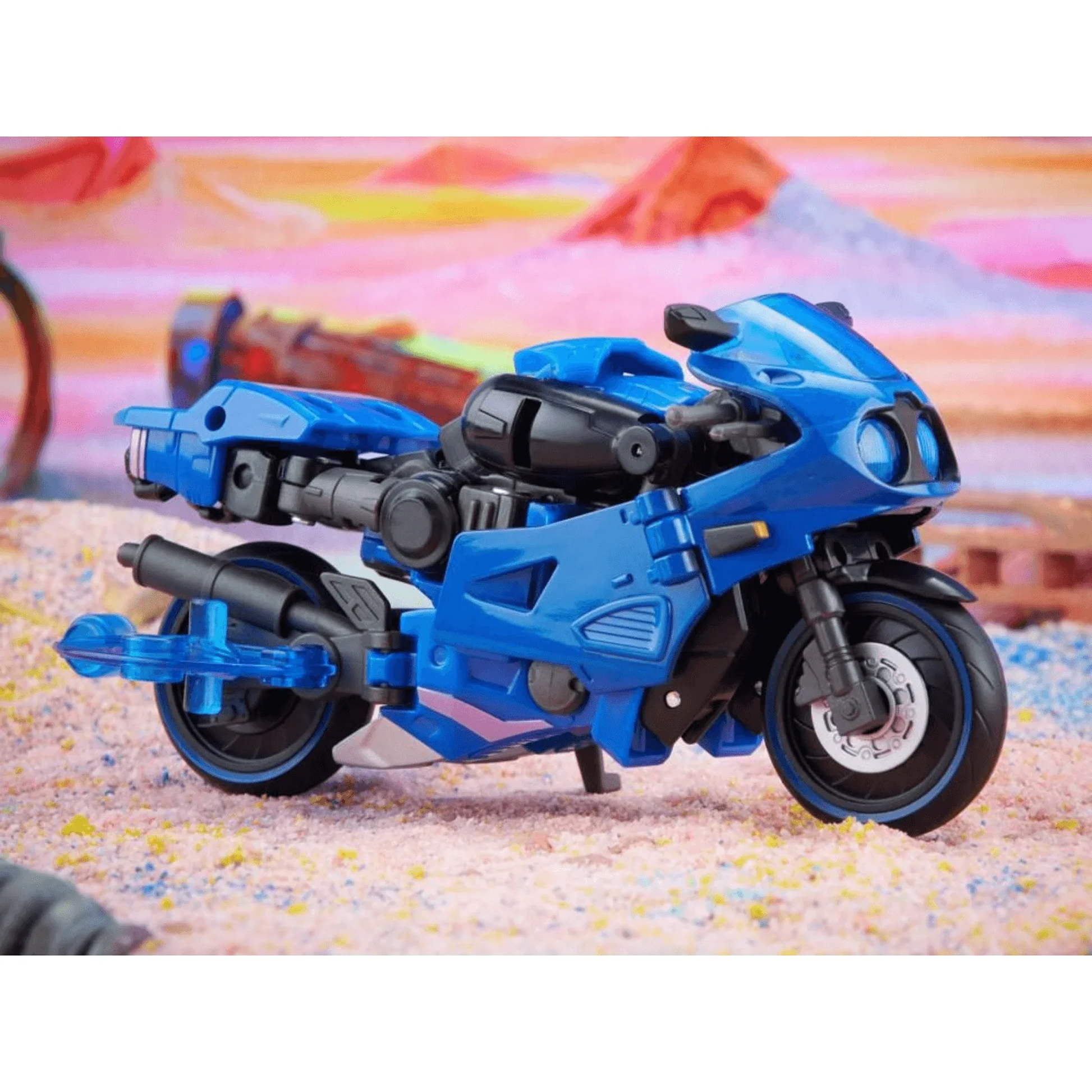 Transformers_LegacyDeluxeArcee-Art1 - Big Boy Collectiblez